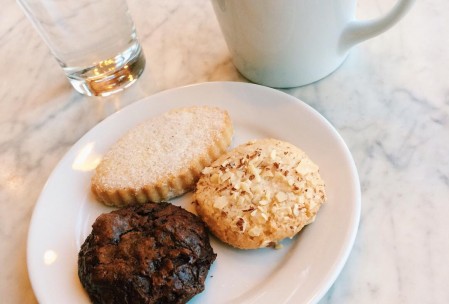 It's a great day for some sweet treats // @pistaciavera