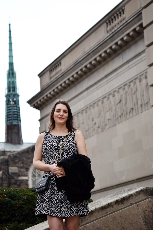 3 Elements of the Perfect New Year's Eve Outfit