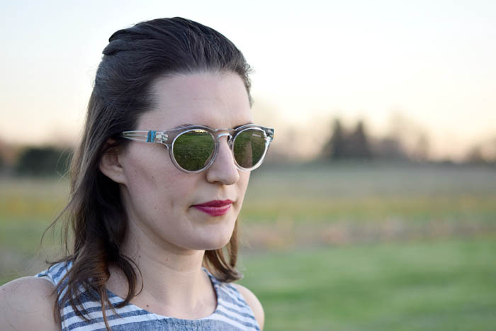 Loving this Old Navy linen dress for summer. See the whole look on AnExplorersHeart.com