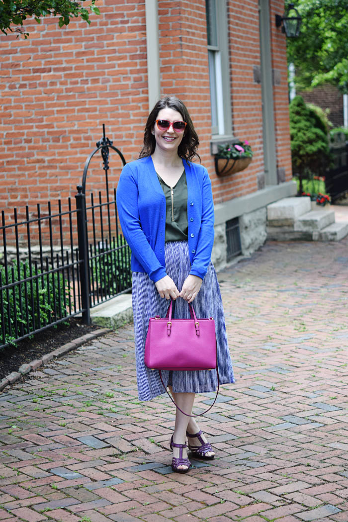 Sharing what's in my bag with Wrigley's Extra Gum. To see the full post head to AnExplorersHeart.com