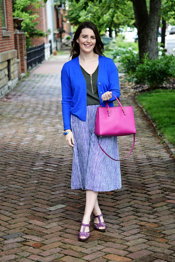 Sharing what's in my bag with Wrigley's Extra Gum. To see the full post head to AnExplorersHeart.com