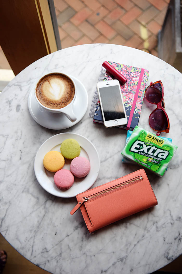 Sharing what's in my bag with Wrigley's Extra Gum. To see the full post head to AnExplorersHeart.com